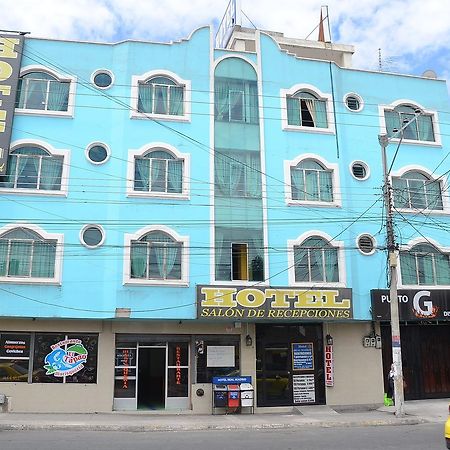 Hotel Real Madrid Riobamba Extérieur photo