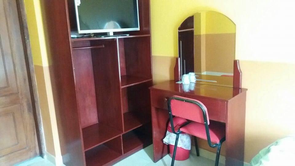 Hotel Real Madrid Riobamba Extérieur photo